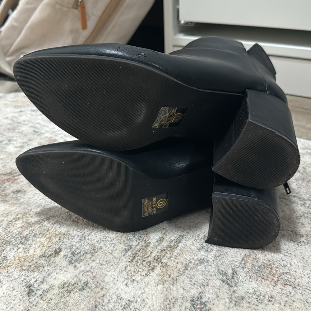 SHEIN Boot Bundle - Picture 2 of 7